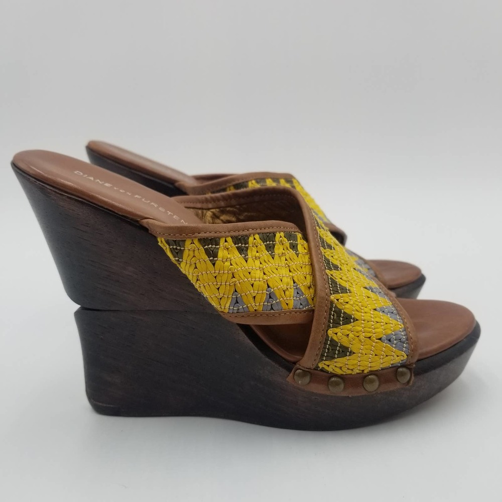 Diane von Furstenberg Wedge Heel Sandals Leather Straps Chevron Print Women's 7
